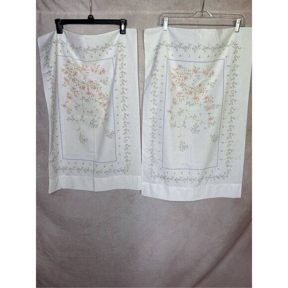 Vintage Floral Pillowcase Set of 2 - Picture 1 of 7